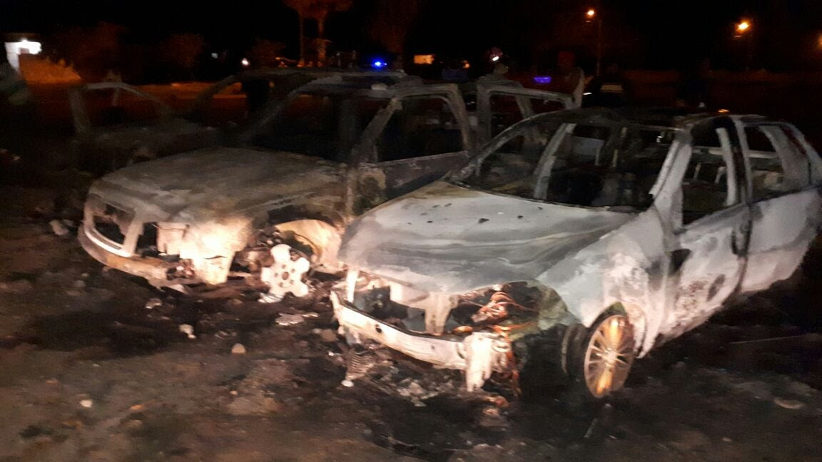 Participantes de bingo beneficente desconfiam de fraude e ateiam fogo em carros