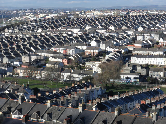 The rooftops of Keyham, Plymouth © Roger Cornfoot ...