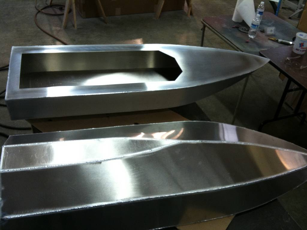 One secret: Aluminum race boat plans