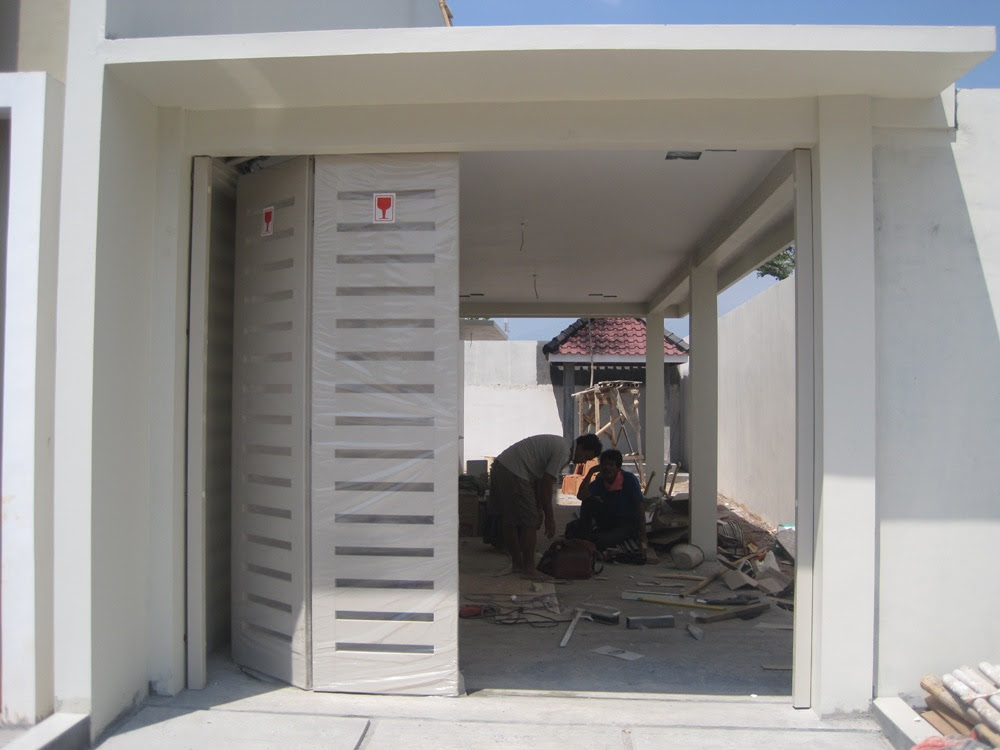  PINTU  GARASI  WiNA  ORIGINAL pintu  garasi  wina 