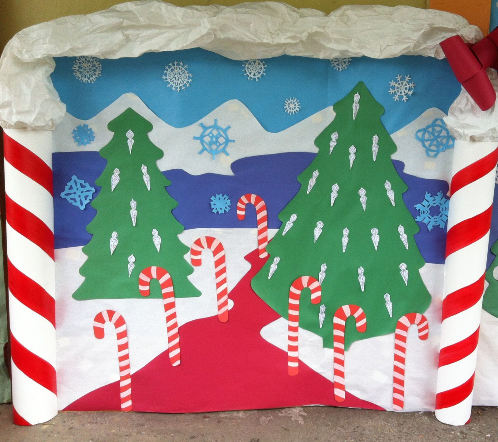 Christmas School decorations Door and Bulletin Board Christmas School decorations Door and Bulletin Board