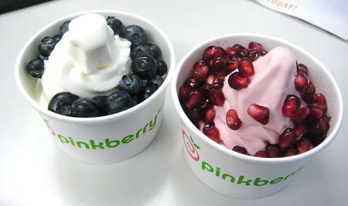 Original + Blueberry / Pomegranate + Pomegranate @ Pinkberry by you.