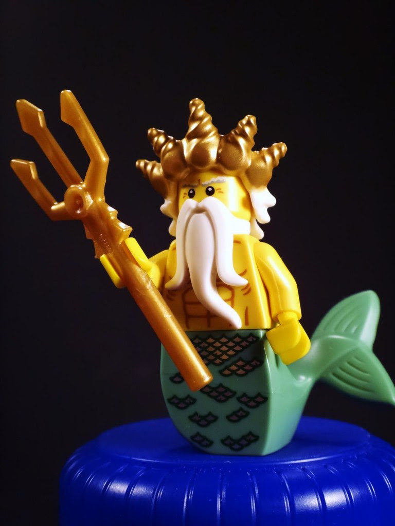 LEGO minifig ocean king series 7