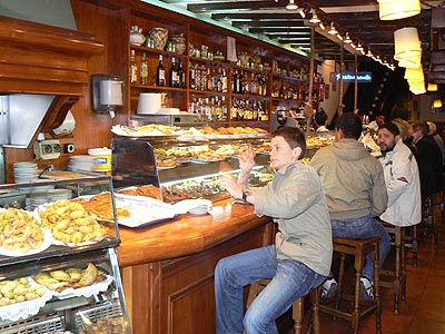 paul et tapas.jpg