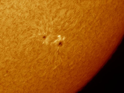 AR11682 70mm  f15 colour by Mark Townley