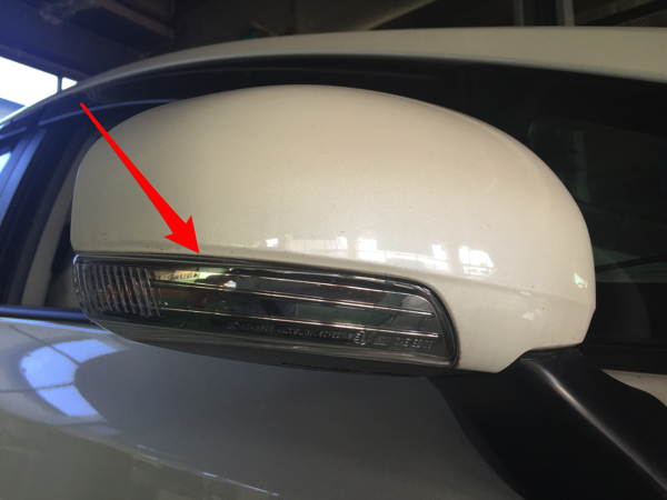 サイドミラーが破損 どのぐらいマイナス査定になるのか クルマハック 車を高く売る方法