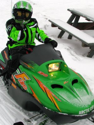 kitty cat snowmobile impression