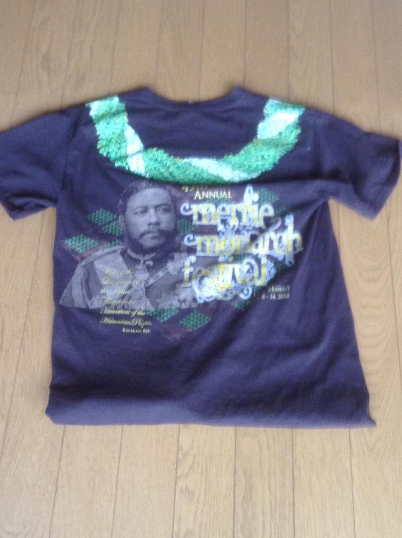Multi Lingual Racial Ethnic 英語で書いたｔシャツ