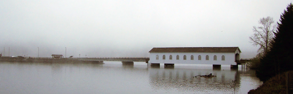 DSC06135 Lowell Covered Bridge