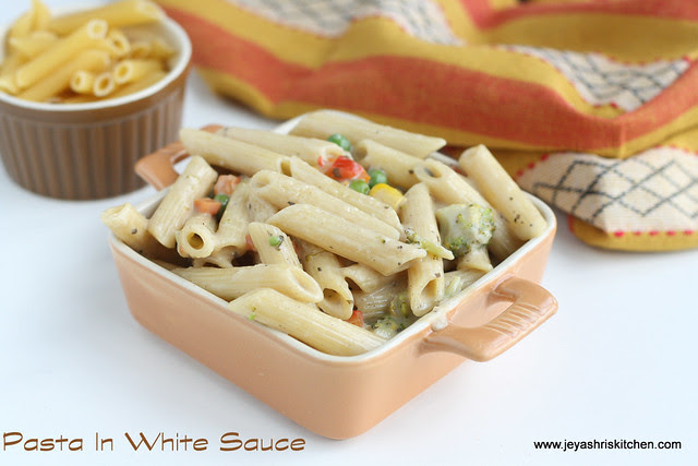 pasta in white sauce 1