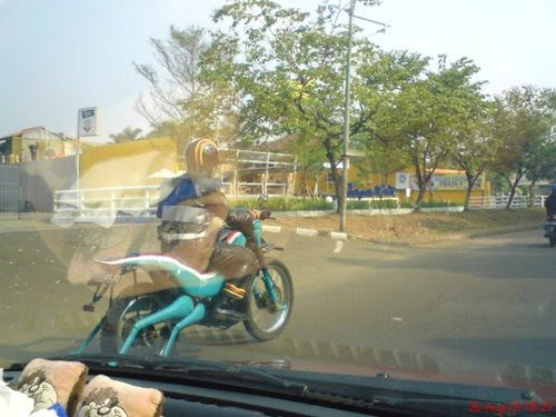 Kejadian-kejadian Lucu yang Hanya Ada di Indonesia