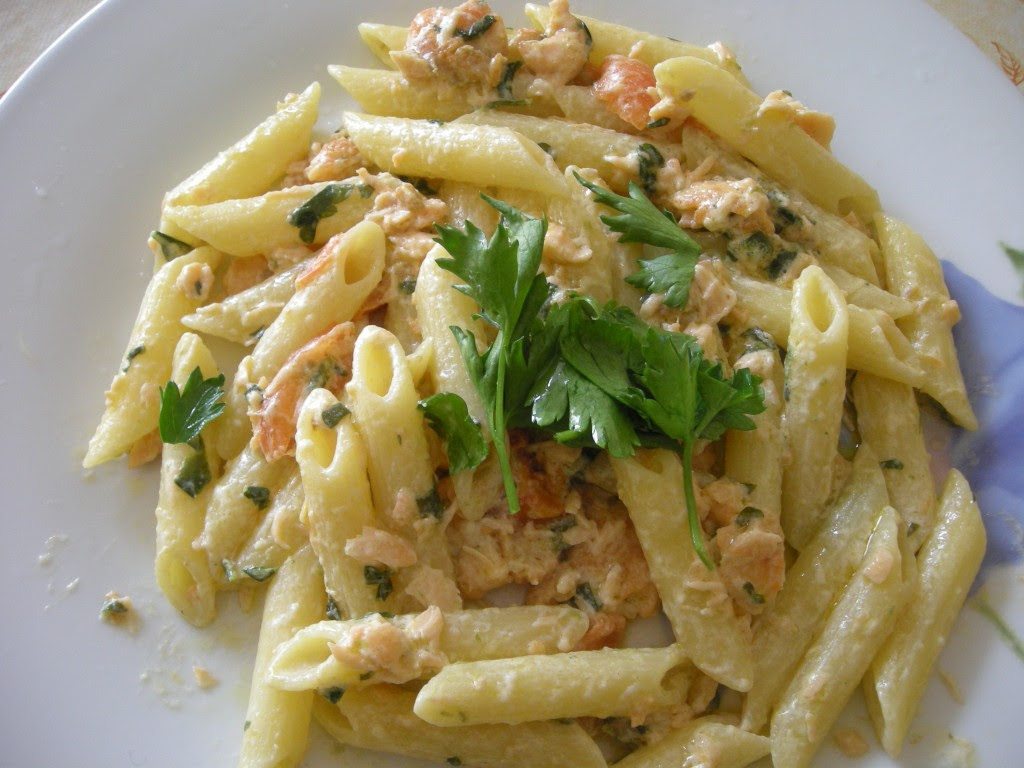 Penne panna e salmone | La Ge Gè Pesca