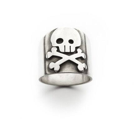Sterling silver ring with silver ring ascot. Sterling silver ring with