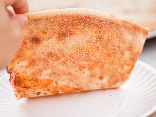 Upskirt slice shot (Allegro Pizza)