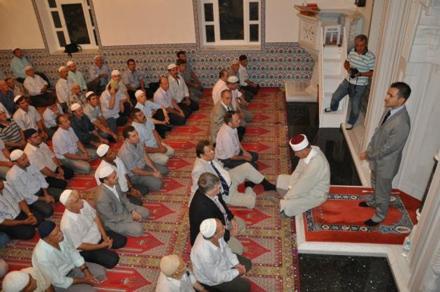 "Πόλεμος" για το Κοράνι στη Θράκη: η μυστική σύσκεψη στο προξενείο και οι προκλήσεις