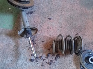 姐さん ｓ１３０ フロントショック 車高調 製作 17 5 自動車部品卸問屋 押す棒さん スベレンチのｆ山ブログ