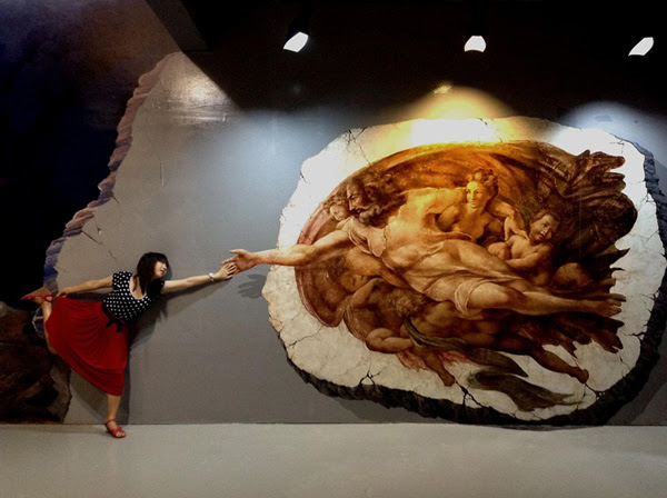 Art in Paradise
