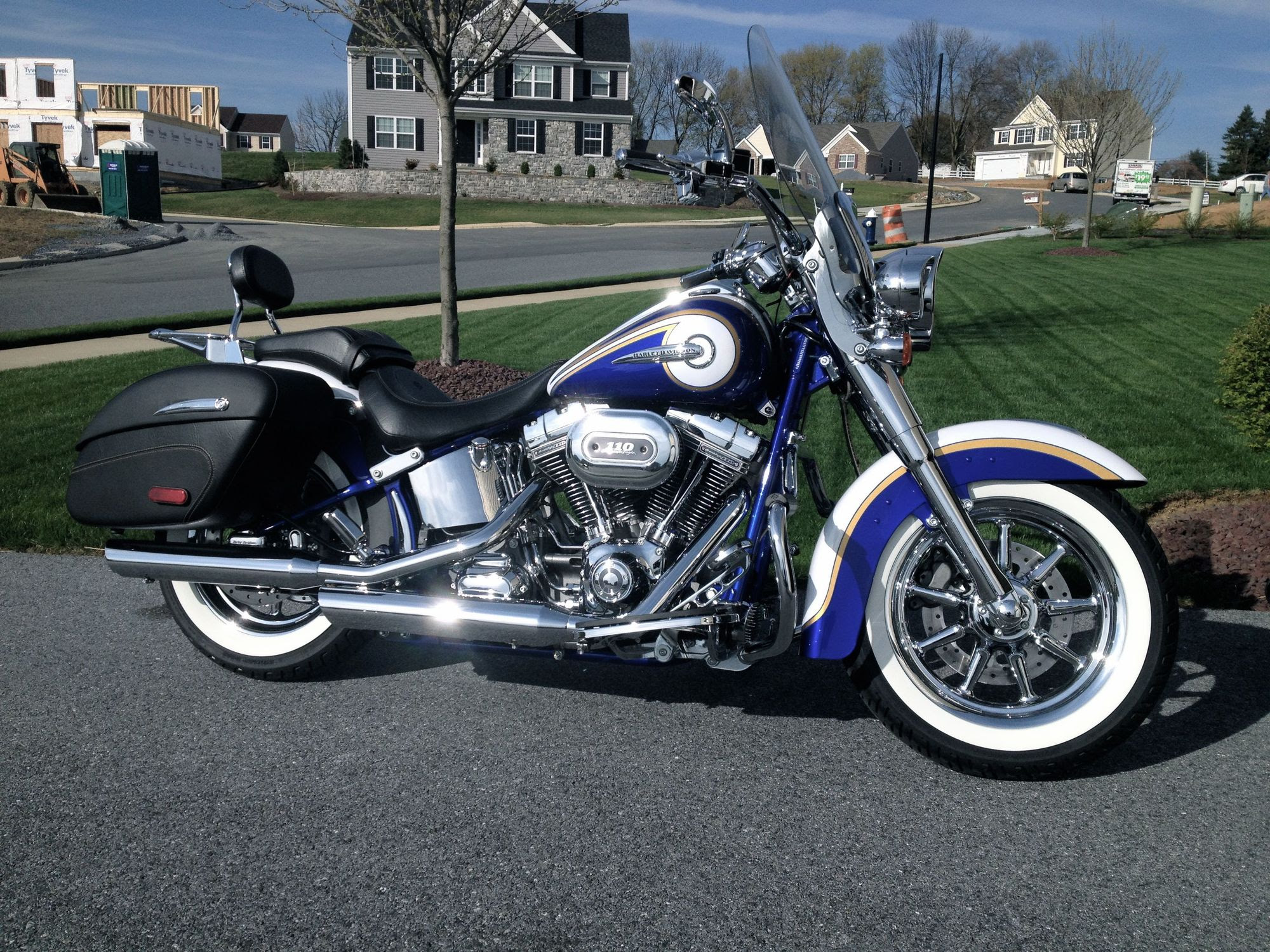 heritage classic vs cvo softail deluxe - Harley Davidson ...