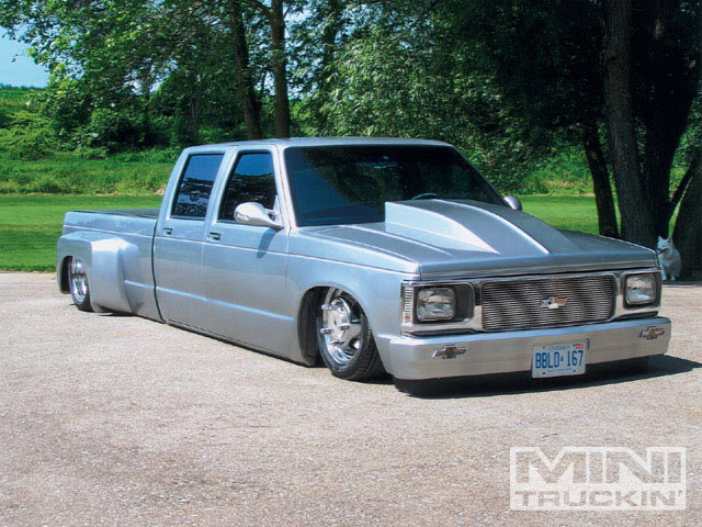 1993 chevy s10 crew cab dually mini dualie hometown heroes mini truckin magazine truck trend