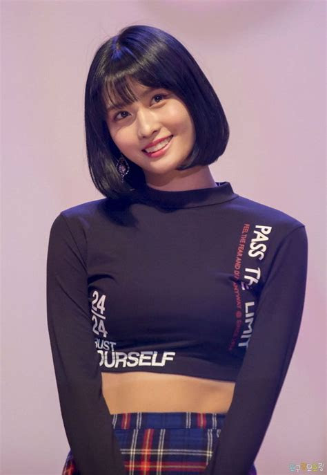 female celebrities       grab