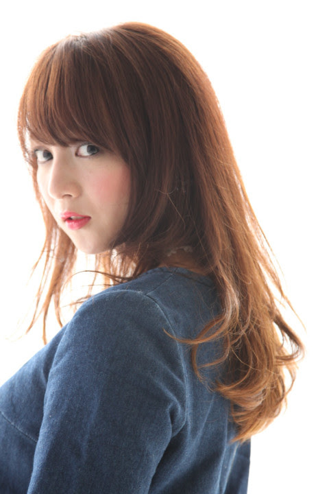 髪型 可愛いげセクシー ふわふわロング Acqua