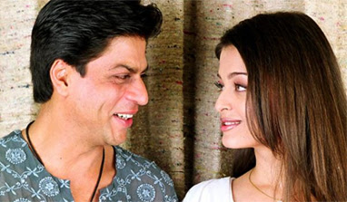 Mastani` Aishwarya to romance `Bajirao` Shah Rukh