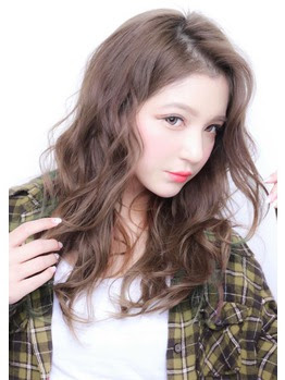 15秋冬 アッシュカラーたちあげバングパーマロング Sherry 原宿美容室