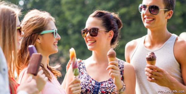 Không nên ăn kem lạnh khi bị cảm