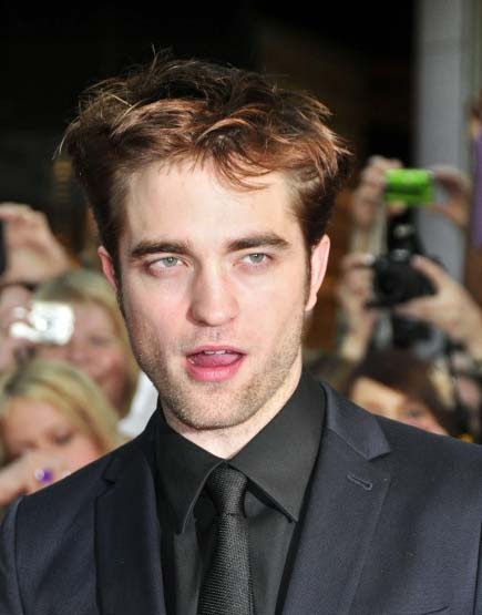 FOTO: Kumpulan Ekspresi Wajah Unik Robert Pattinson - 6