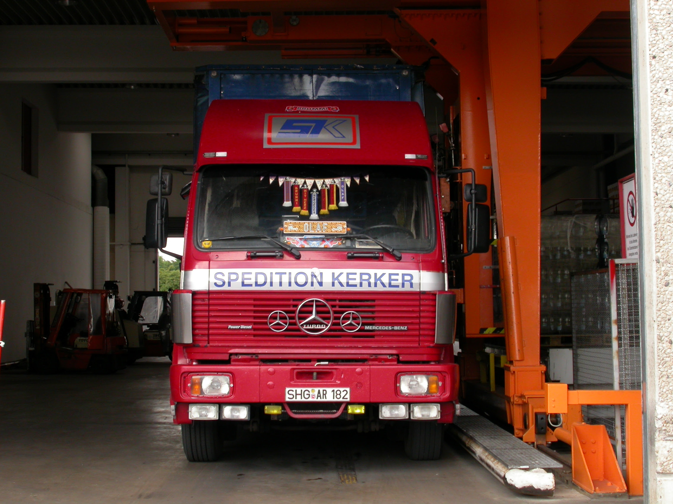 View photo of Mercedes-Benz