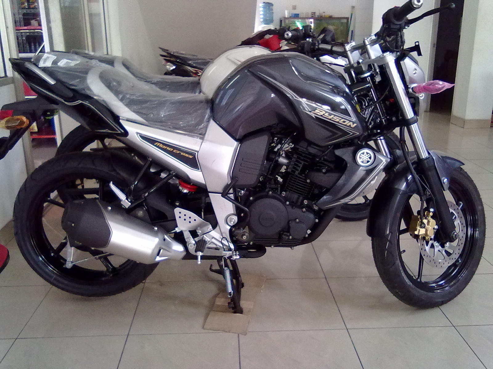 Maniac Moto X Bikes April 2011
