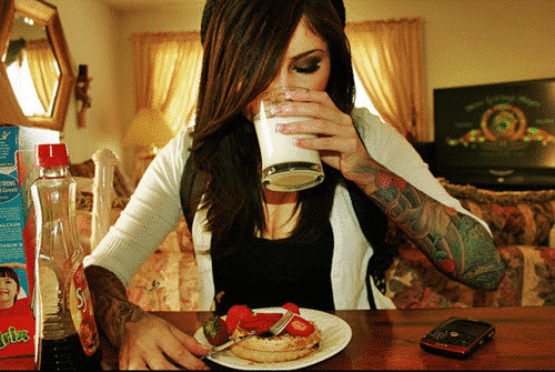 tattooed girl