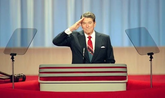 8/15/1988 President Reagan saluting the crowd at the Republican National Convention in Superdome New Orleans Louisiana