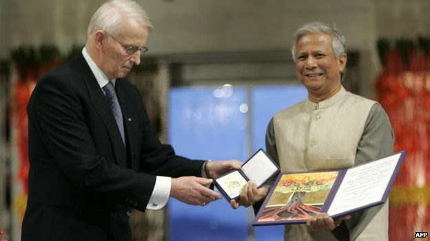 Muhammad Yunus receiving the Nobel Prize for Peace in 2006