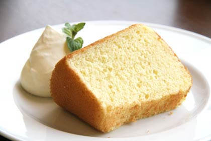 三条市の手作りケーキの カフェ トゥジュール に大吟醸の酒かすを使った米粉のシフォンケーキがお目見え 13 3 19