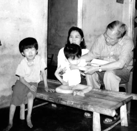 Vietnam Veterans Against The War The Veteran Dr Le Cao Dai Agent Orange Researcher Activist
