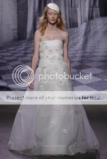 fashion trends,wedding gown,runway
