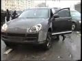 FAIL: Policia de intervenção Russa apanha ladrões de um banco e destroi um Porsche Cayenne