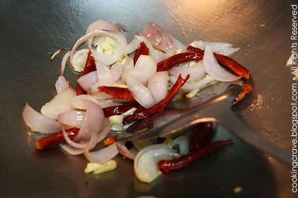 Stir Fried Chicken with Cashew Nuts