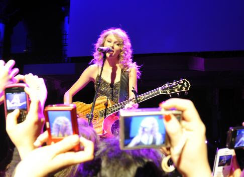 Swift in Paris