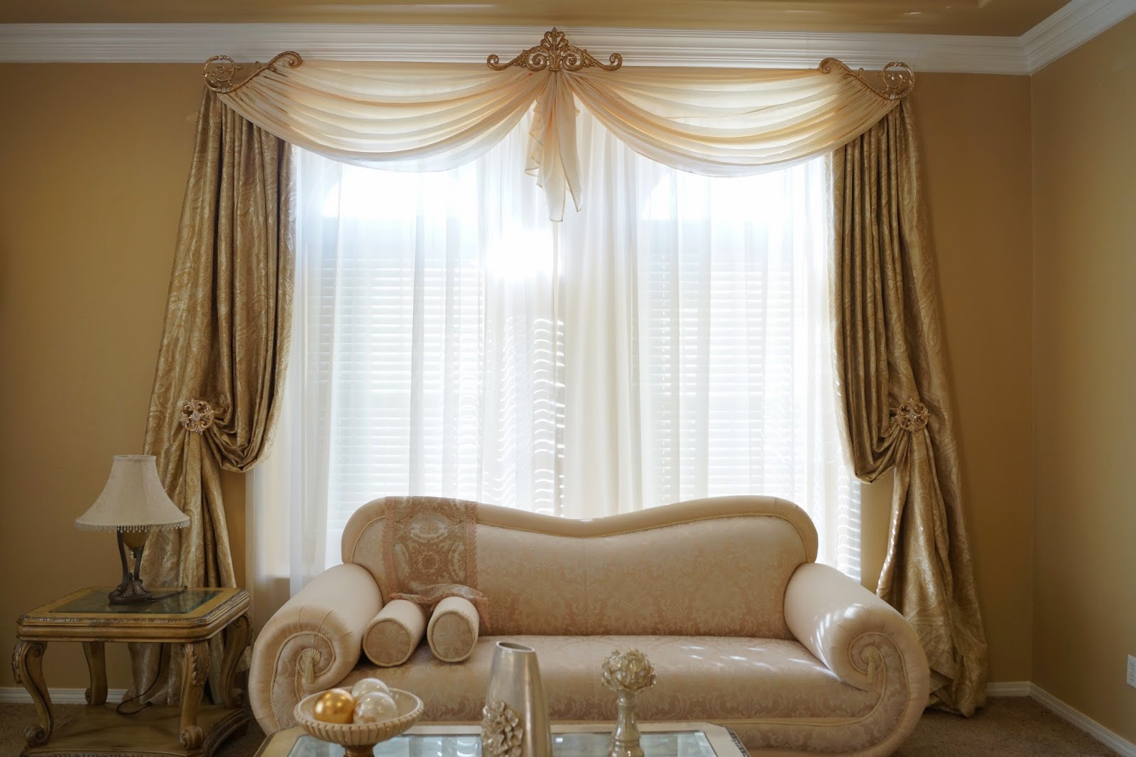 crystal holdbacks | drapeslosangeles