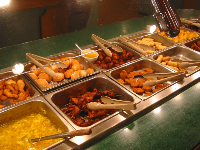 New Year s Eve Buffet Serves