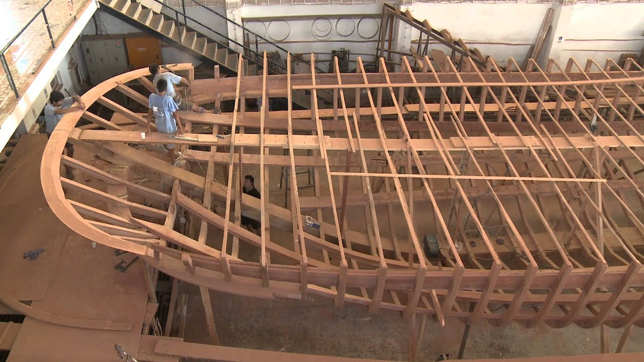 Wooden sailboat builders