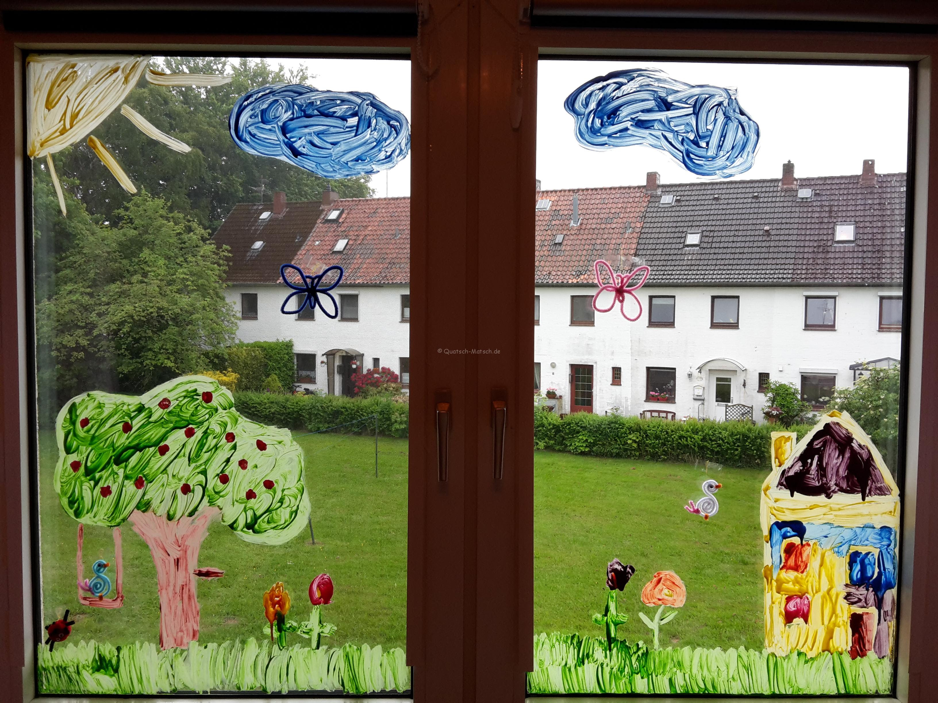 Fensterbild Mit Fingerfarben Diy Der Familienblog Fur Kreative Eltern