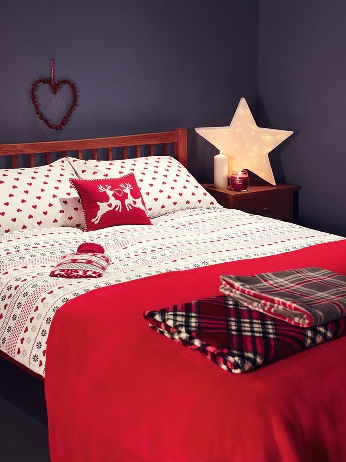 32 Adorable Christmas Bedroom D\u00e9cor Ideas DigsDigs 32 Adorable Christmas Bedroom D\u00e9cor Ideas DigsDigs