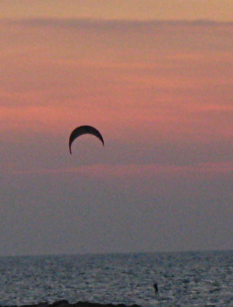 16-11-2008-amanandhiskite_1