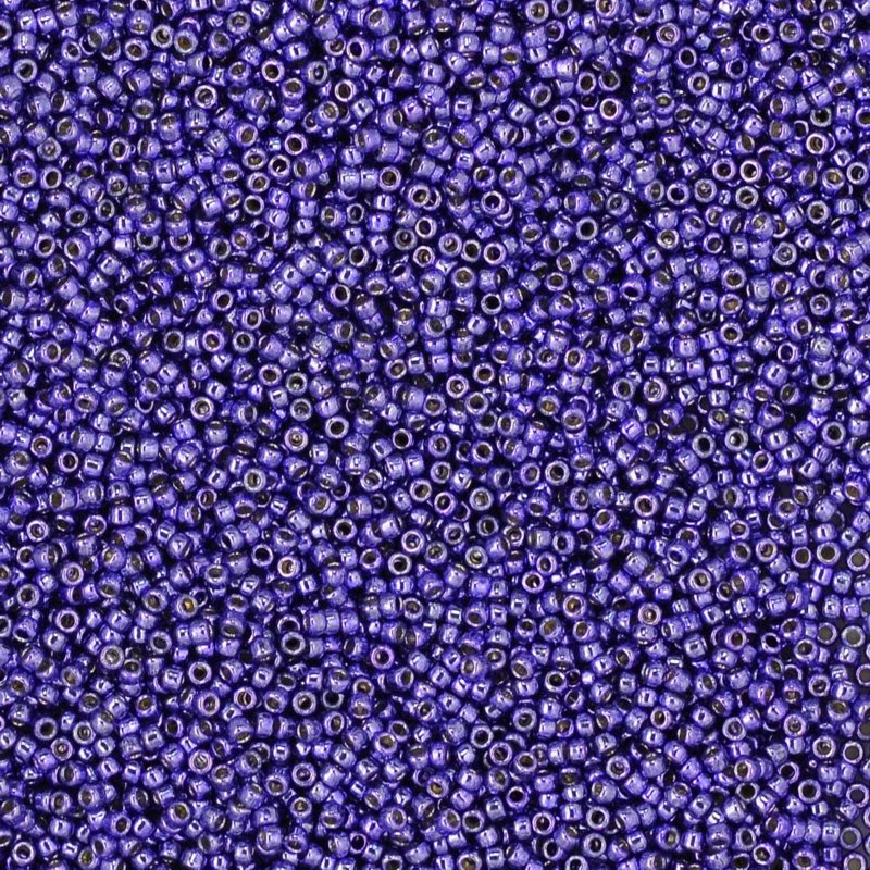 tb15rpf567 Japanese Seedbeads - 15/0 Toho Seedbeads - Galvanized Purple [Permanent Finish] 