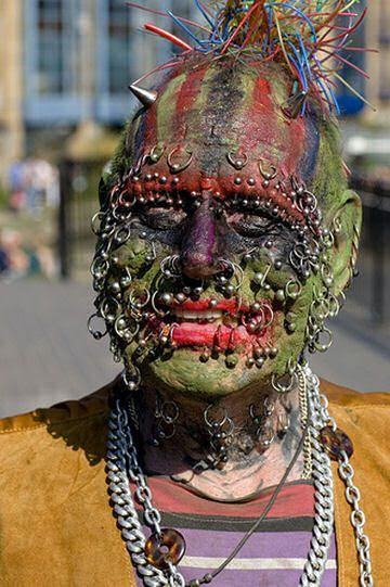 Amazing body modifications | WireSmash