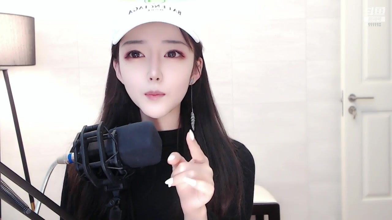 王月亮复播 却爆出与令北的地下之恋 哔哩哔哩 Bilibili