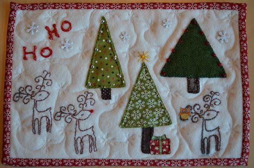 Christmas Scrappy Mug Rug - from Dawn (guiltyquilter) to me